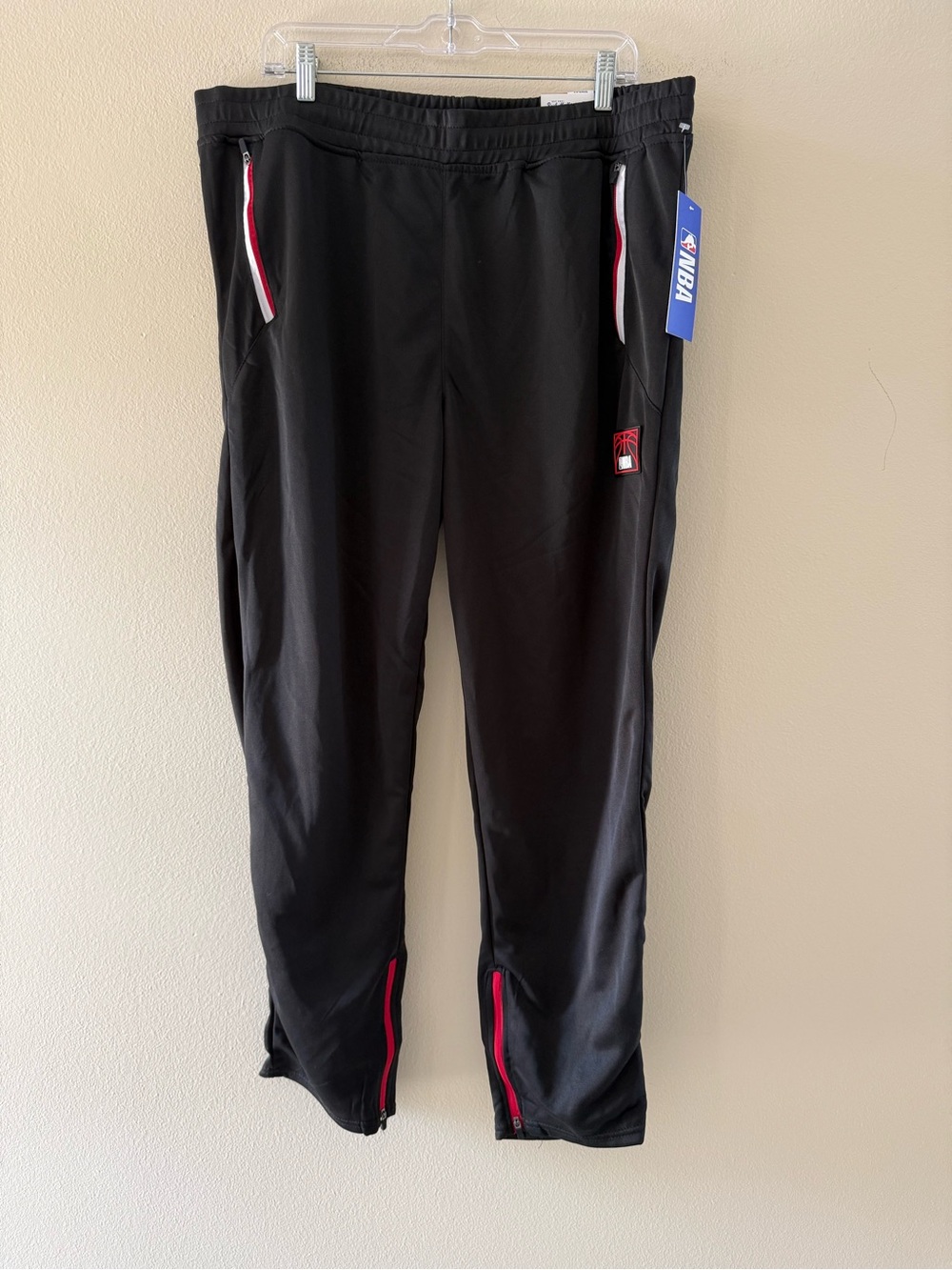 NBA Official Men’s Basketball Black Warm Up Pants with Red Accent NEW With Tags